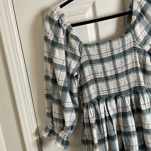 Madewell Lucie Elbow-Sleeve Smocked Mini Dress in Lebaum Plaid Size Medium - Picture 4 of 10